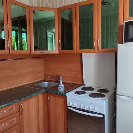 Стандарт Апартаменты Ул.Урицкого 74 Pavlodar Bagian luar foto