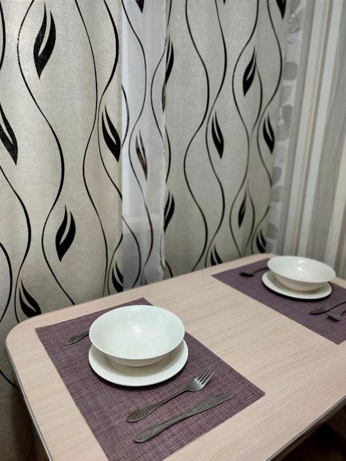 Стандарт Апартаменты Ул.Урицкого 74 Pavlodar Bagian luar foto